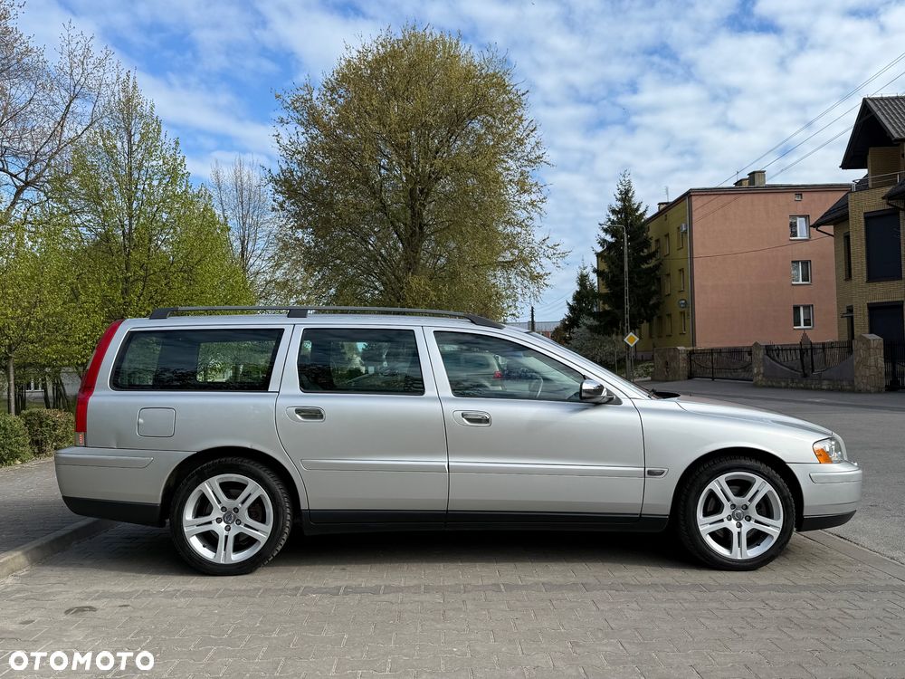 Volvo V70 2.4 Premium - 3