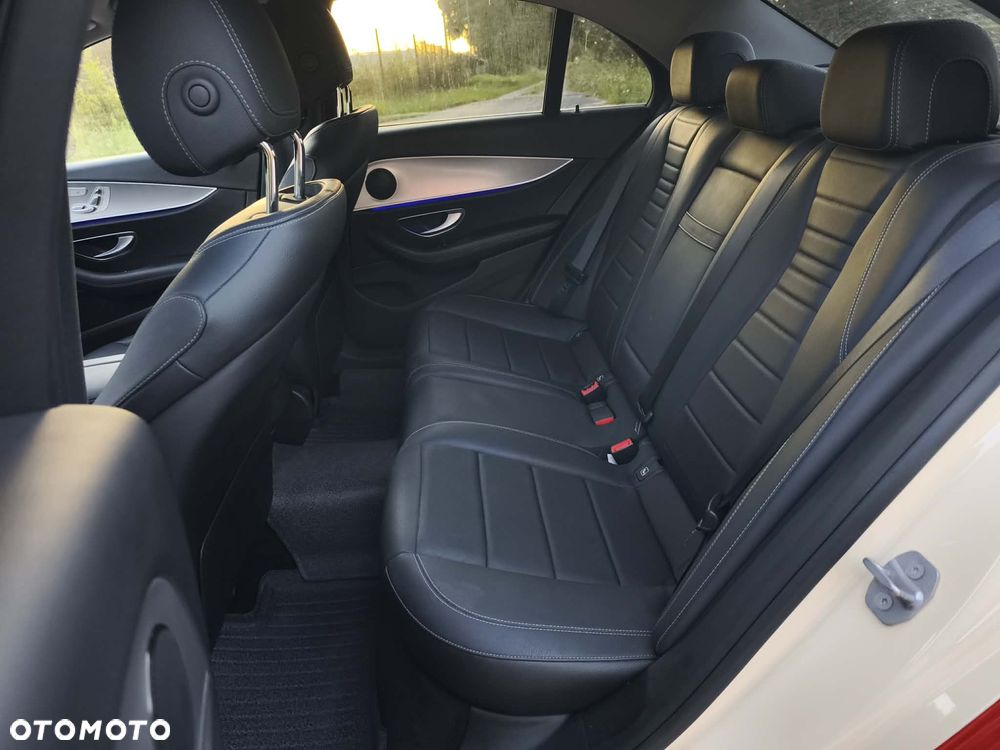 Mercedes-Benz Klasa E 220 d 9G-TRONIC Avantgarde - 35