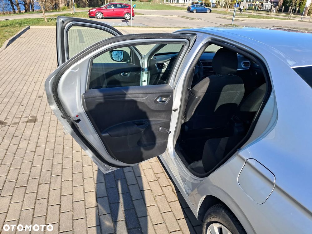 Peugeot 301 1.6 VTi Active - 12