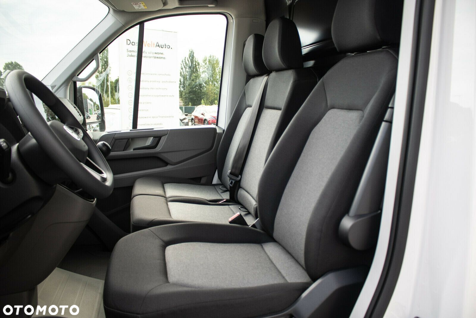 Volkswagen Crafter 35 2.0 TDI L3H3 3640 177 KM - 6