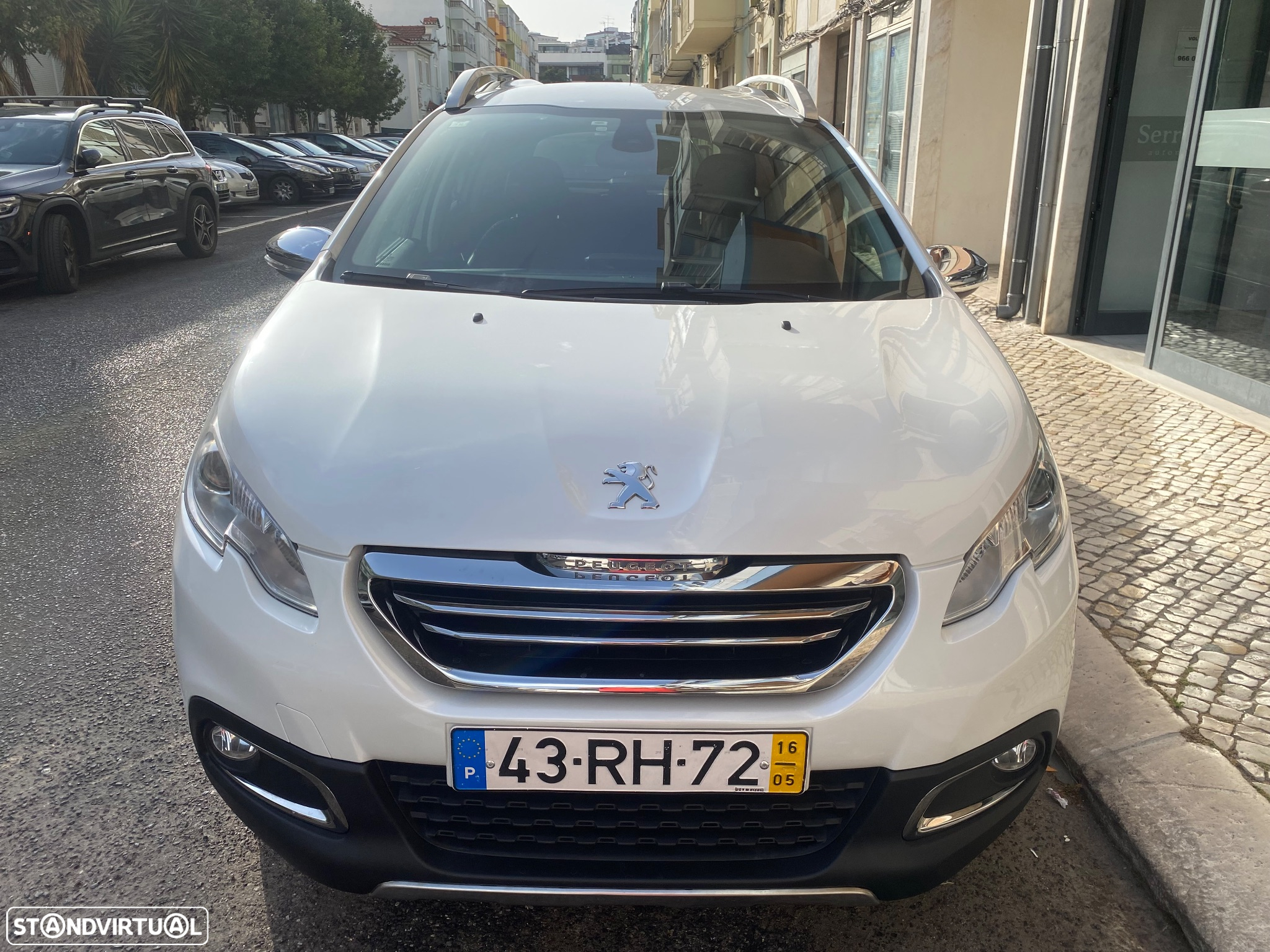 Peugeot 2008 1.2 PureTech Allure - 22