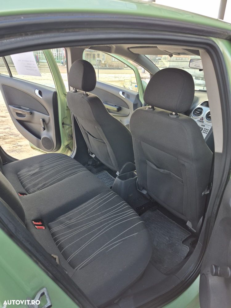 Opel Corsa 1.2i Enjoy - 5