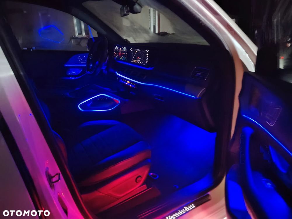 Mercedes-Benz GLE 300 d 4Matic 9G-TRONIC AMG Line - 39