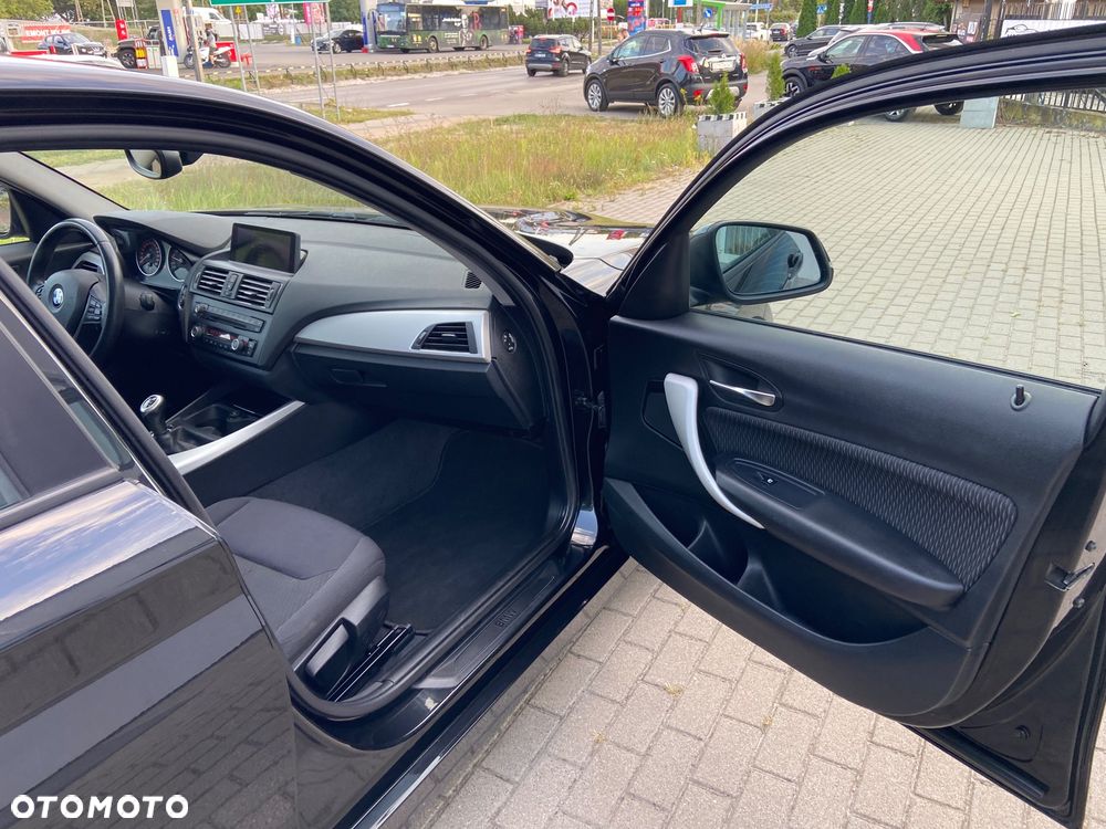 BMW Seria 1 118i Sport Line - 35