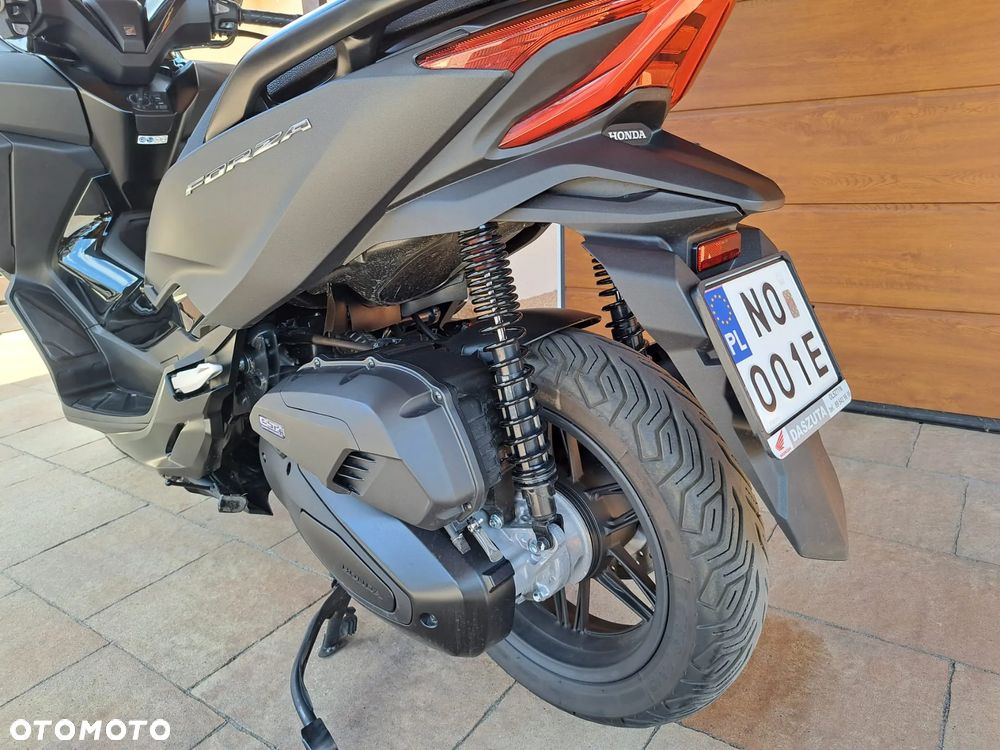 Honda NSS - 6