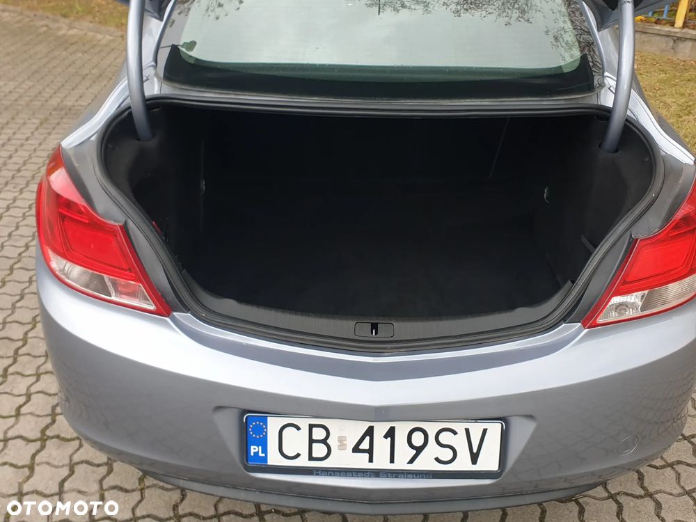 Opel Insignia - 8