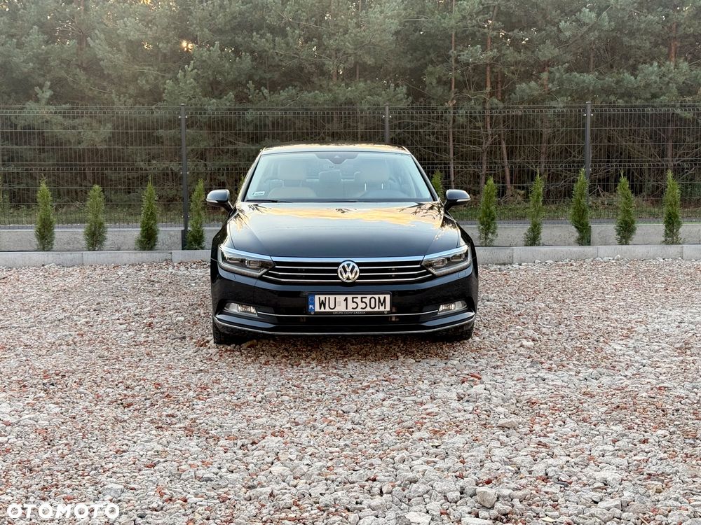 Volkswagen Passat - 4