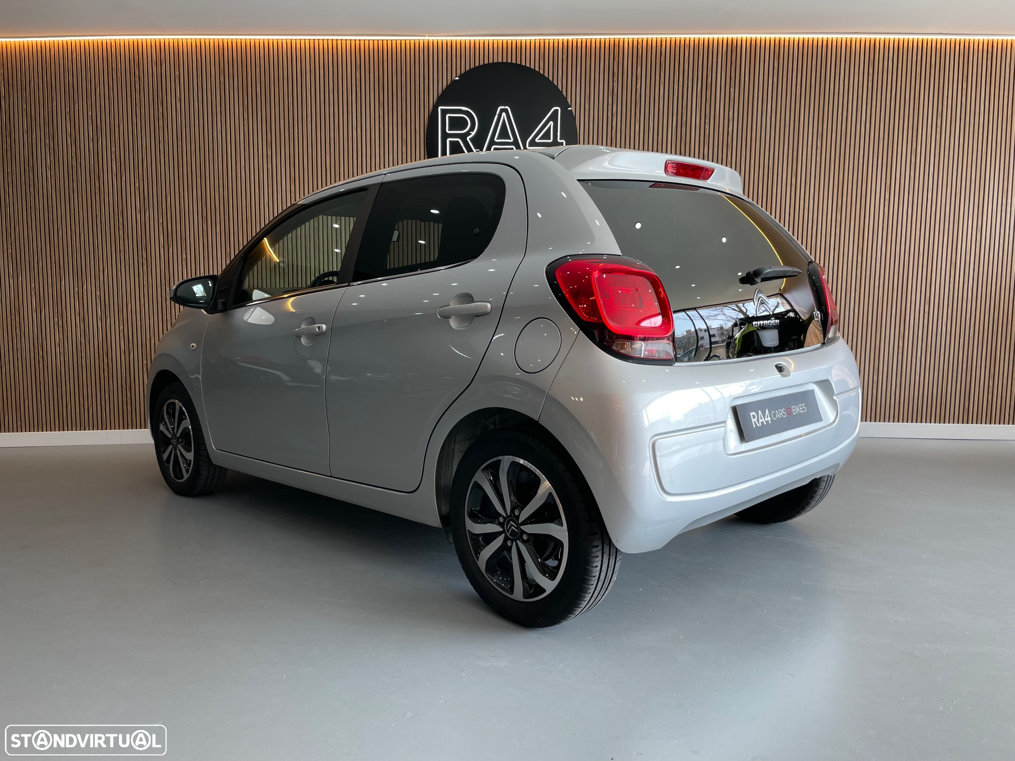 Citroën C1 1.0 VTi Shine ETG - 2