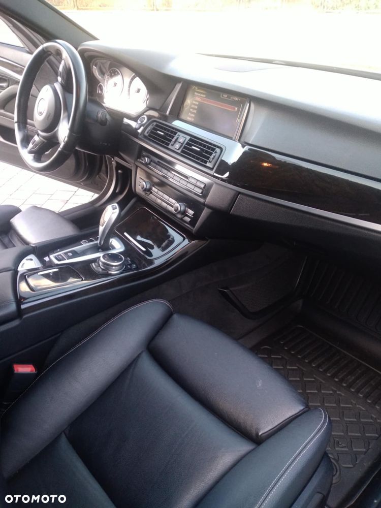 BMW Seria 5 535i - 6