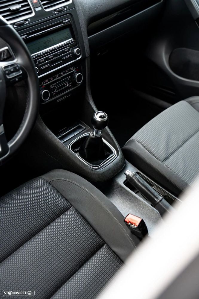 VW Golf - 16