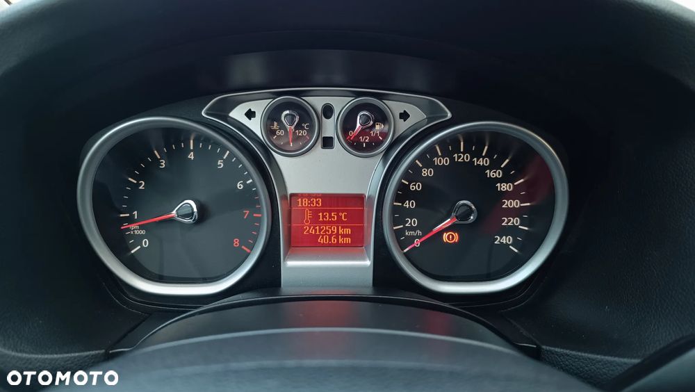 Ford Focus 1.6 16V Style+ - 25