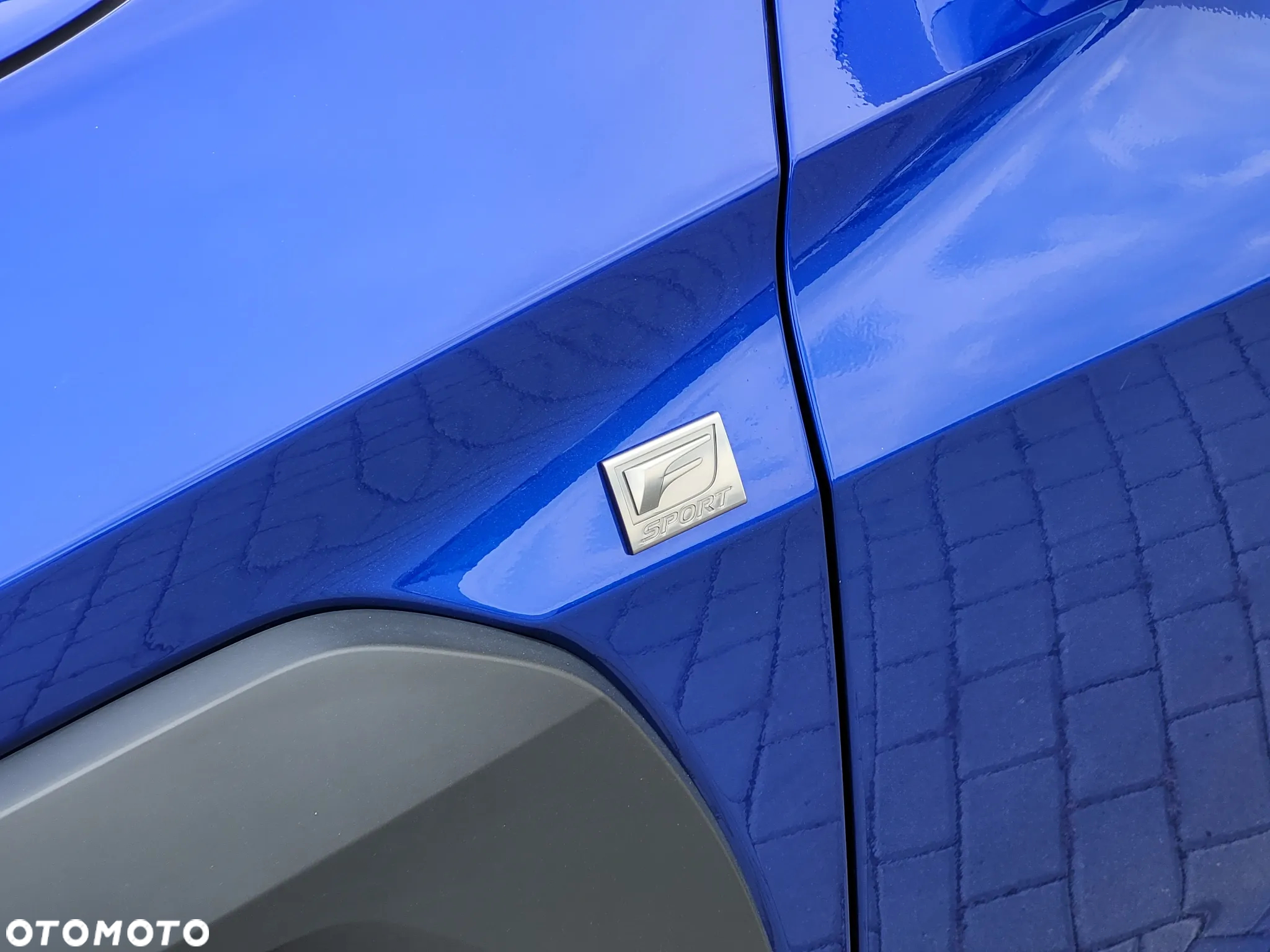 Lexus UX 200 GPF F Sport Design 2WD - 24