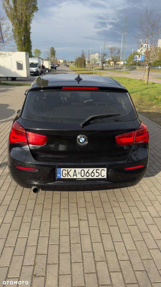 BMW Seria 1 118i - 5