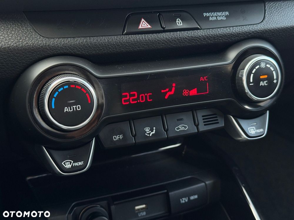 Kia Stonic 1.2 L Business Line - 30