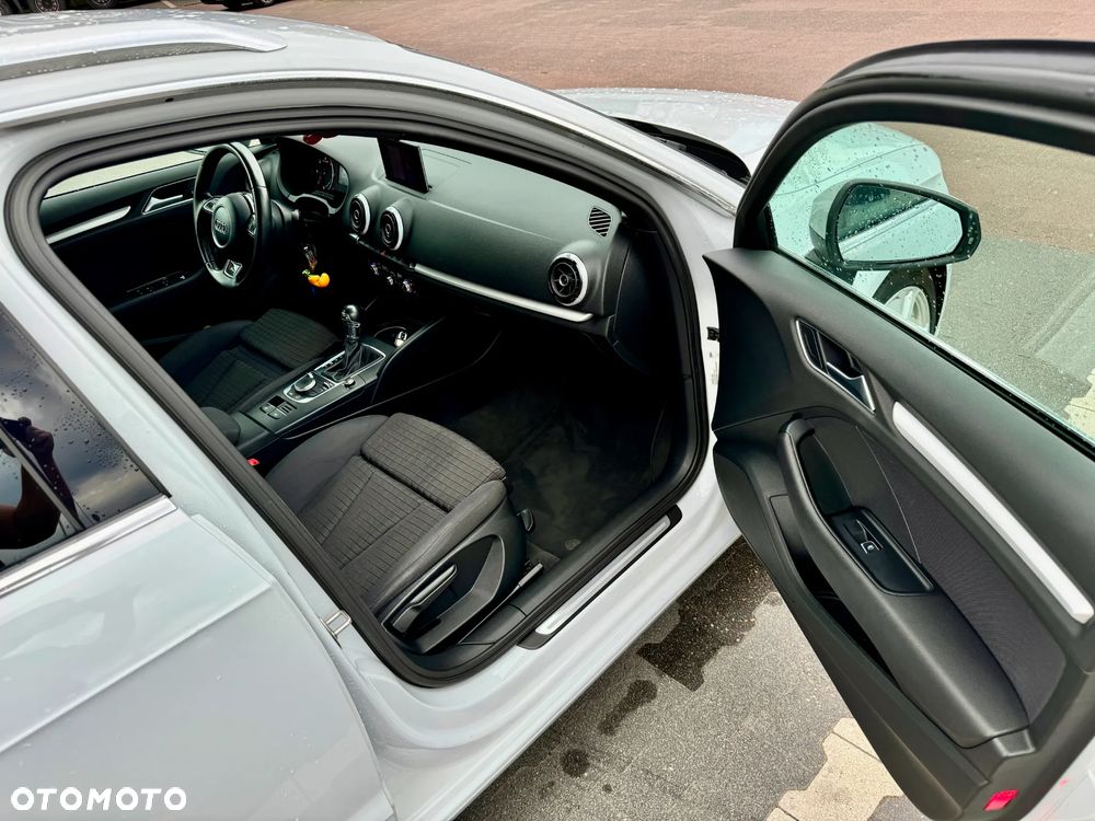 Audi A3 Sportback - 7