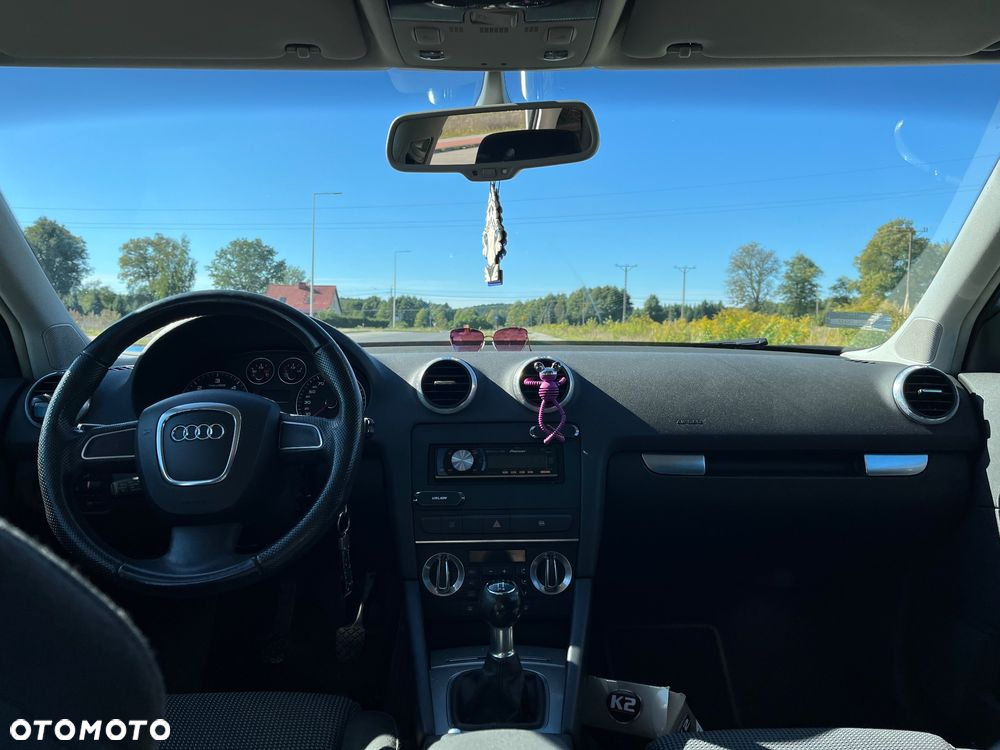 Audi A3 1.9 TDI Ambiente - 6