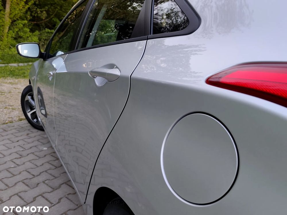Hyundai i30 blue 1.4 YES Silver - 28