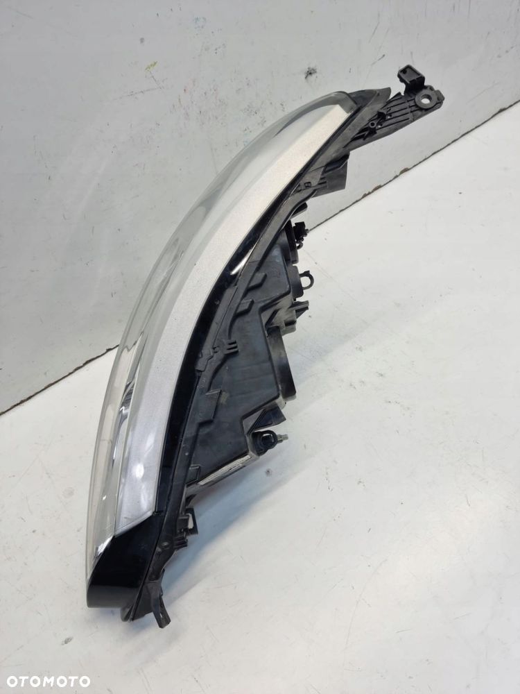 RENAULT MEGANE IV 16- Lampa przednia PRAWA LED - 4