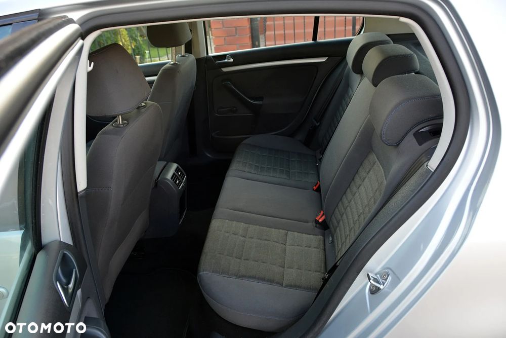 Volkswagen Golf 1.6 Edition - 8