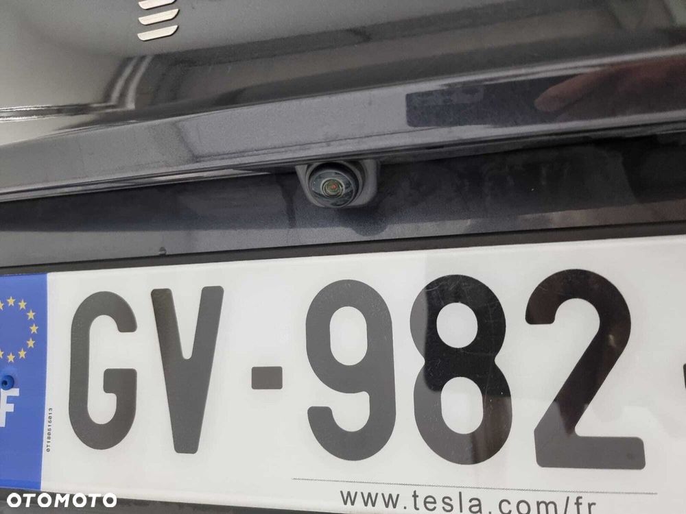 Tesla Model 3 - 29