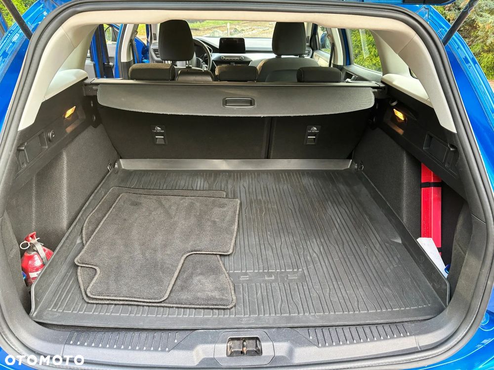 Ford Focus 1.0 EcoBoost Trend Edition - 11