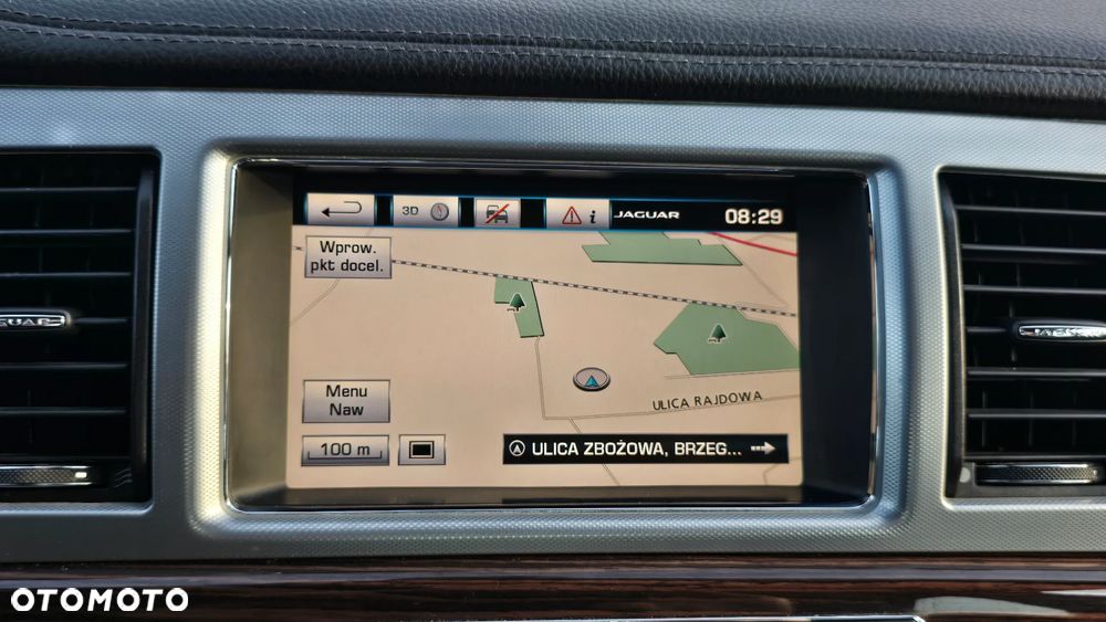 Jaguar XF 2.2 D Premium Luxury - 26