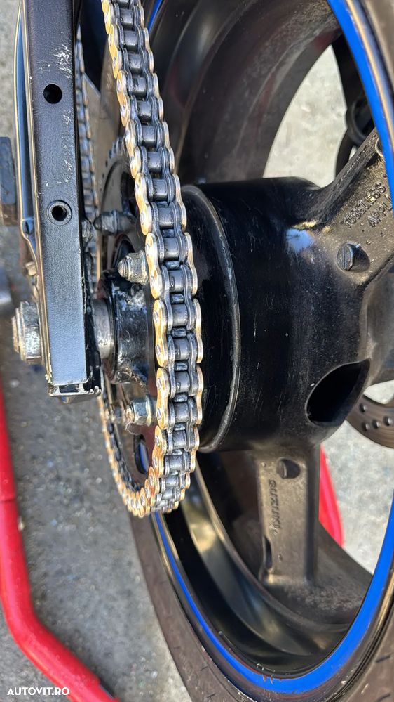 Suzuki GSX-R 600 - 3