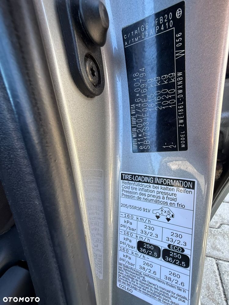 Toyota Auris 1.8 HSD Luna - 31