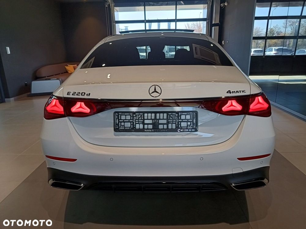 Mercedes-Benz Klasa E - 9