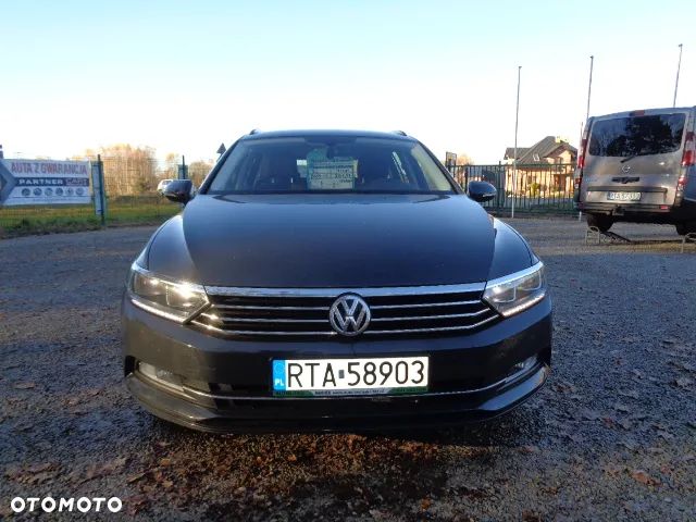 Volkswagen Passat 2.0 TDI BMT Comfortline DSG - 11