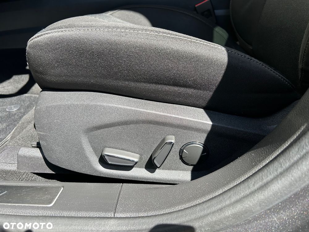 Ford Mondeo 2.0 TDCi STart-Stopp Titanium - 13