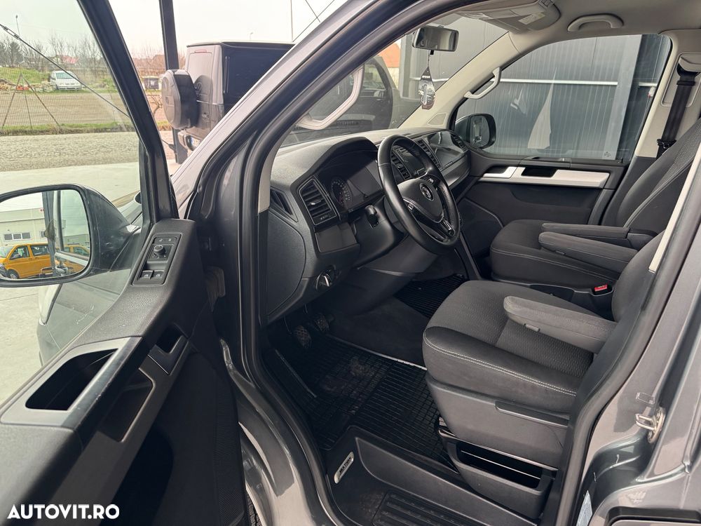Volkswagen Multivan - 12