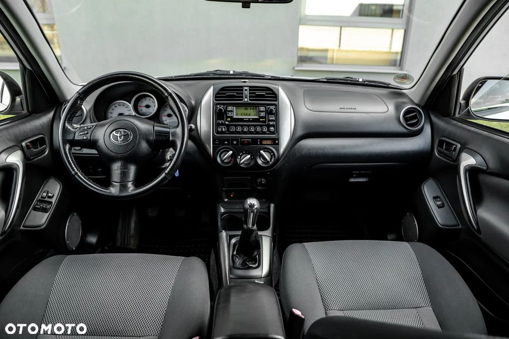 Toyota RAV4 D-4D 4x4 Executive - 23