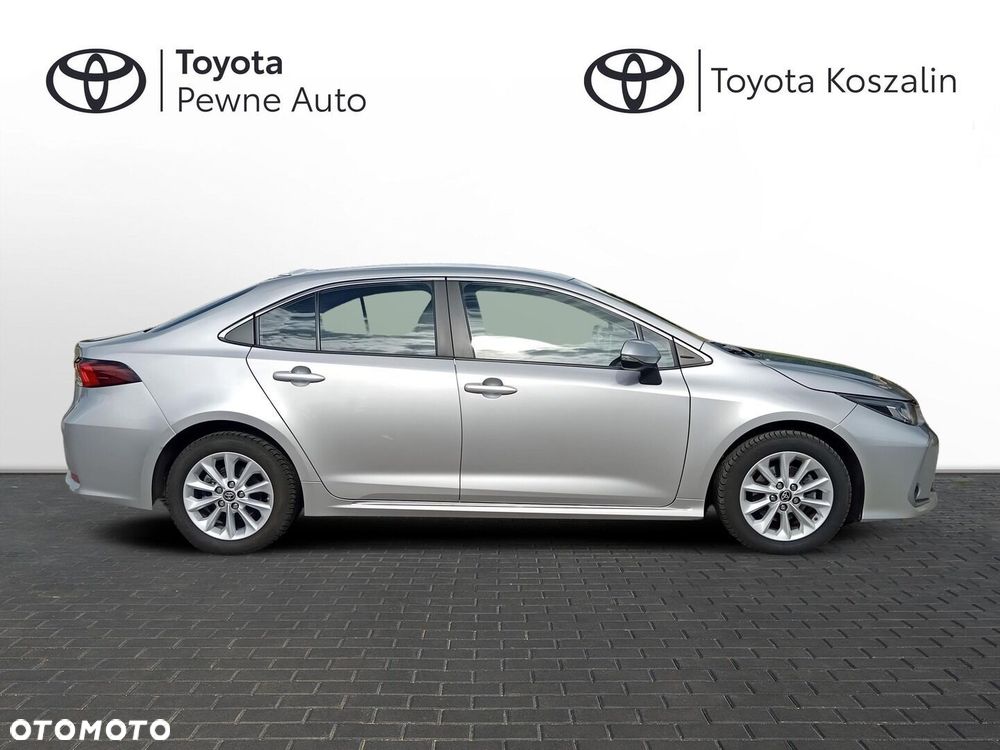 Toyota Corolla - 23
