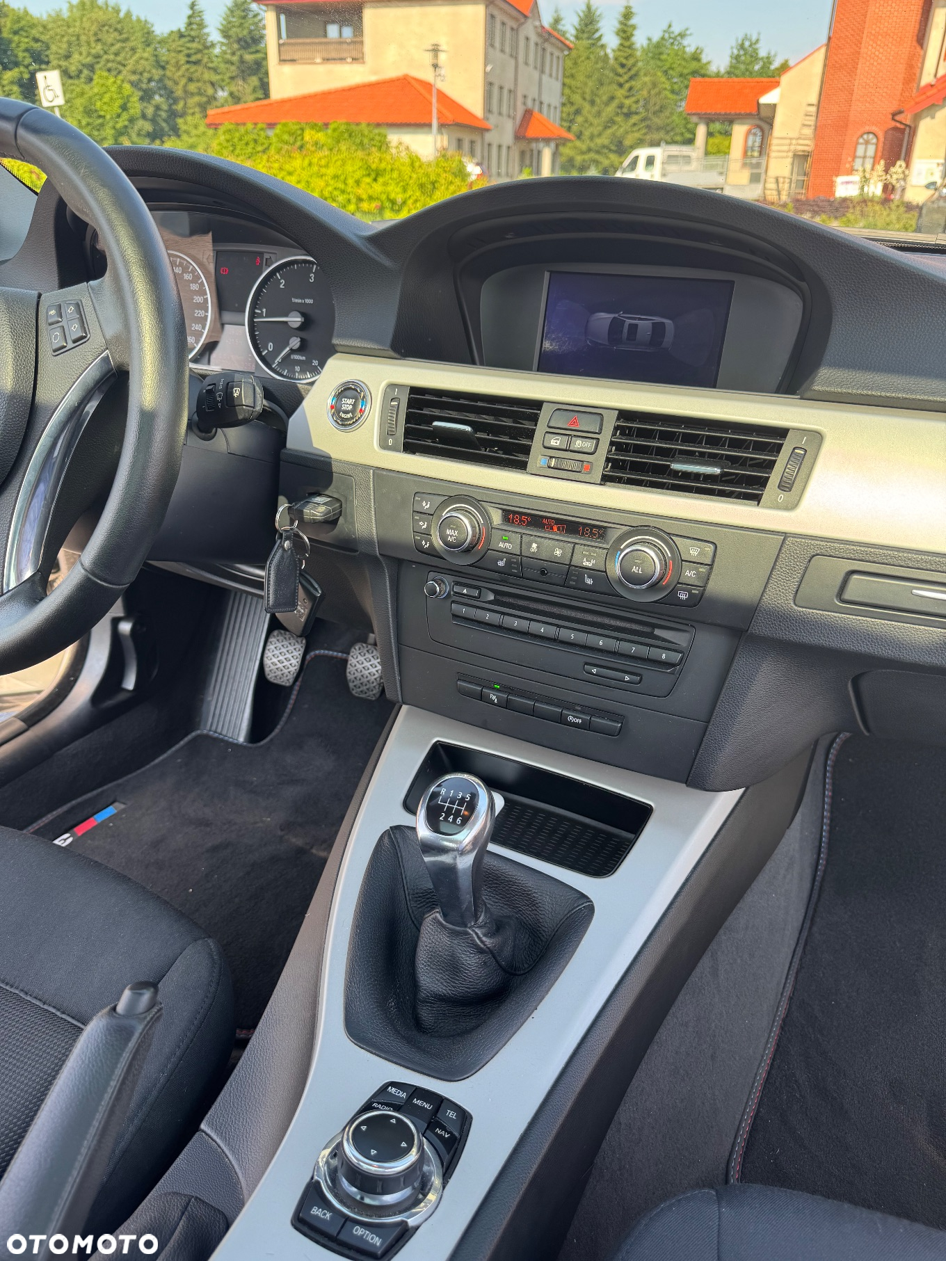 BMW Seria 3 320d Coupe - 14