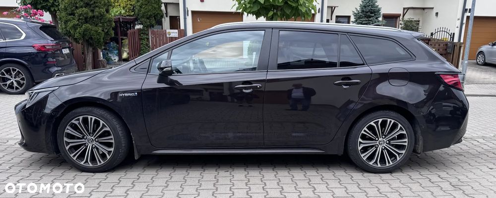 Toyota Corolla 2.0 Hybrid Comfort - 4
