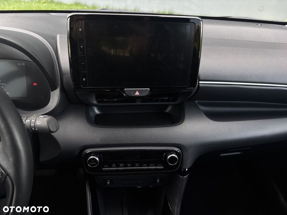 Toyota Yaris Hybrid 1.5 Style - 20