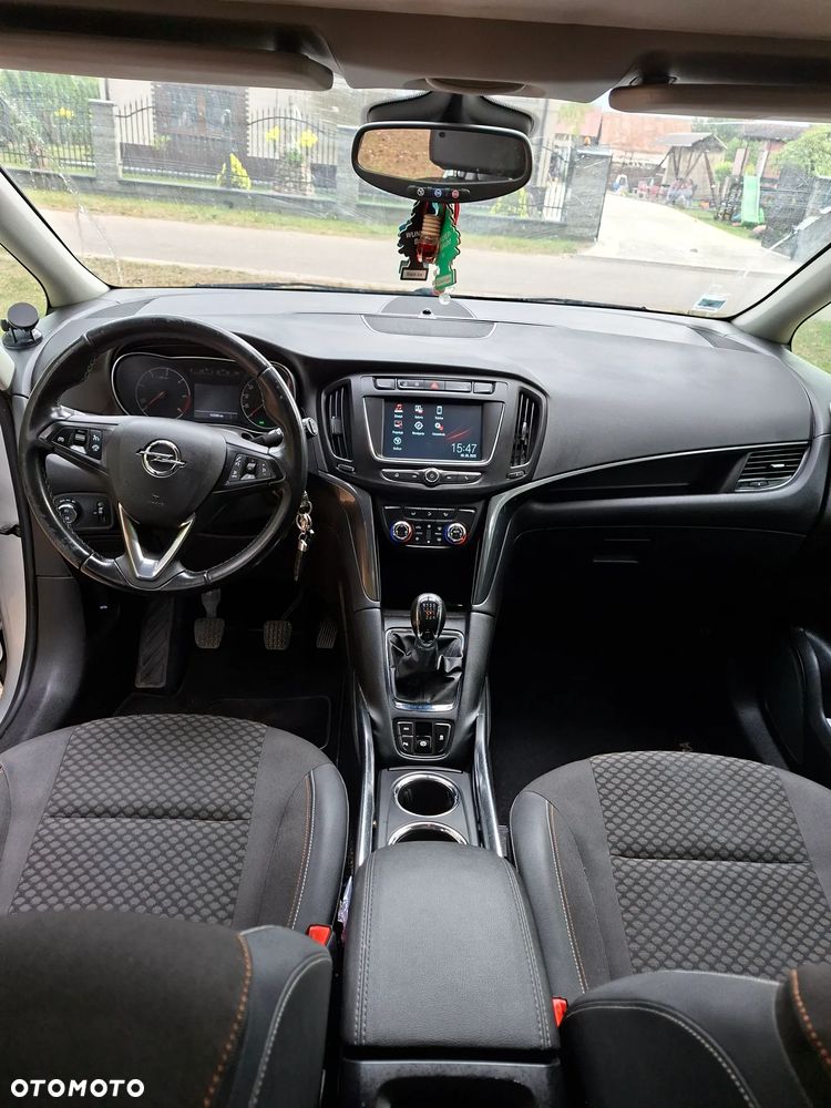 Opel Zafira 1.6 CDTI Plus S&S - 24