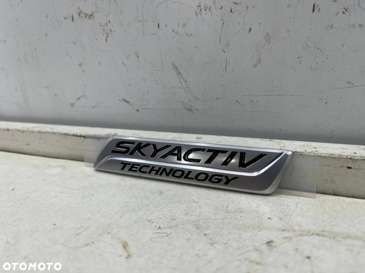 Znaczek Mazda CX-5 II CX5 II 17r. Emblemat Skyactiv Technology napis na klapę NOWY 110x21mm. ORYGNAL - 3