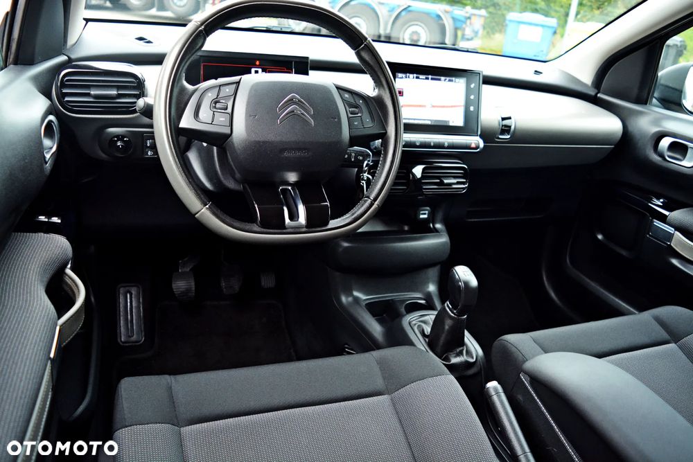 Citroën C4 Cactus 1.2 PureTech Shine - 17