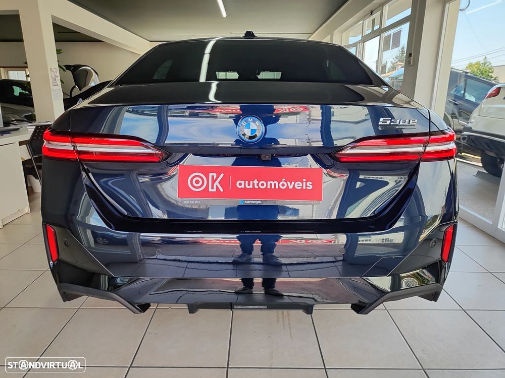 BMW 530 e Pack Desportivo M — fotografia 9