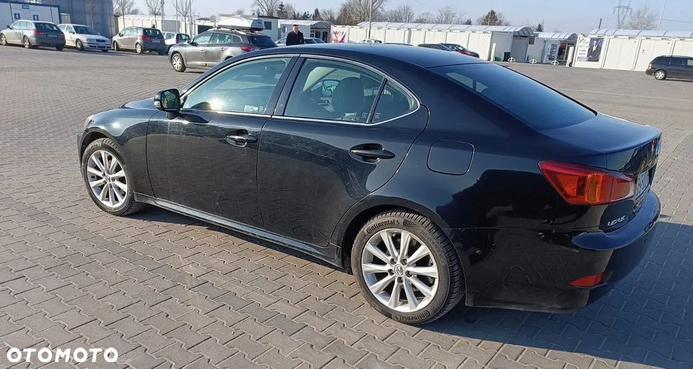 Lexus IS 220 D Prestige - 6