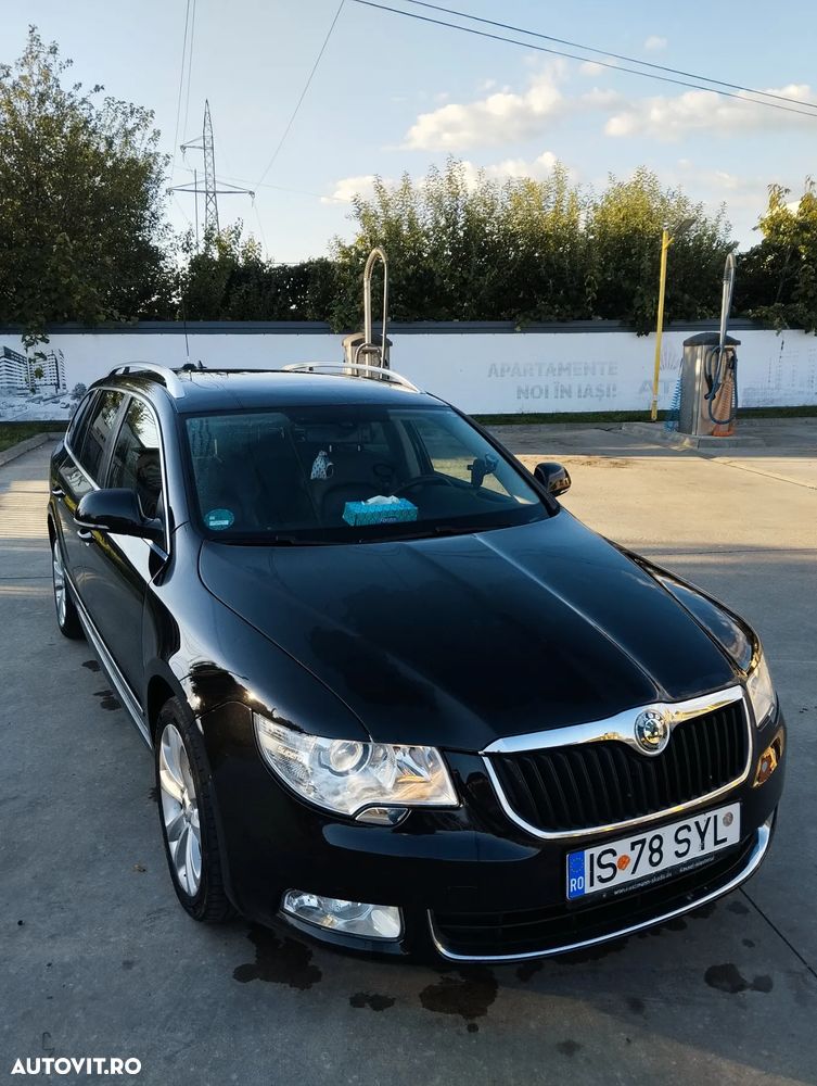 Skoda Superb Combi 2.0 TDI Elegance DSG - 7