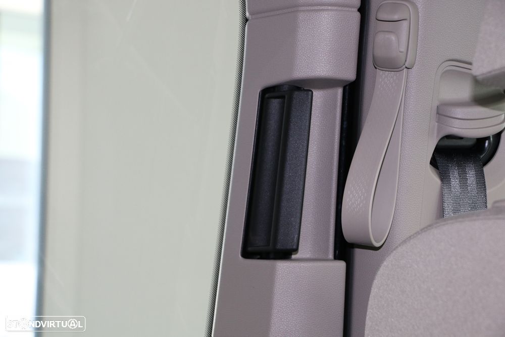 VW Multivan 1.5 TSI e-Hybrid Life DSG - 48