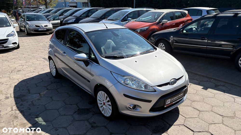 Ford Fiesta 1.4 Champions Edition - 5
