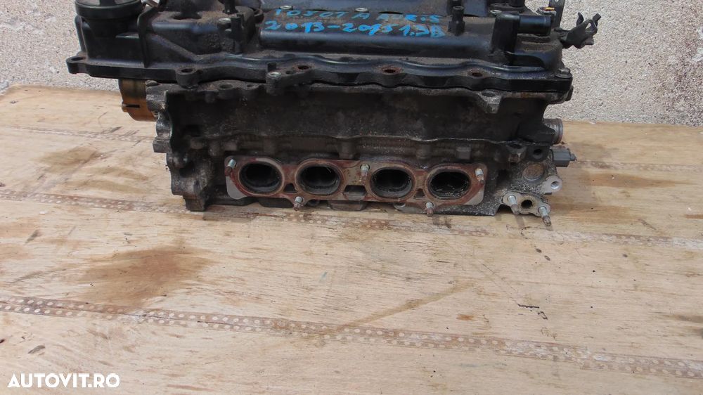 Chiulasa Toyota Auris 1.3 benzina COD 1NRFE an 2010 - 11