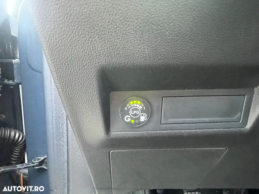 Renault Captur TCe 100 EXPERIENCE - 20