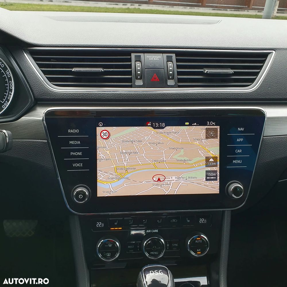 Skoda Superb 2.0 TDI DSG Style - 4