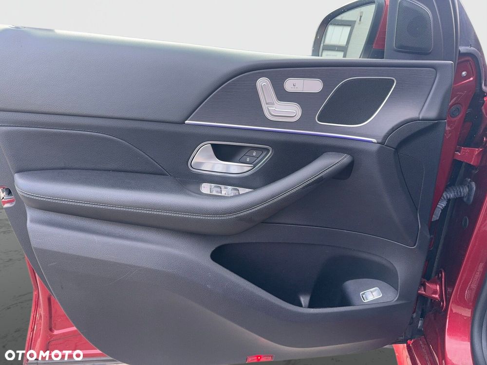 Mercedes-Benz GLE 300 d 4-Matic - 17