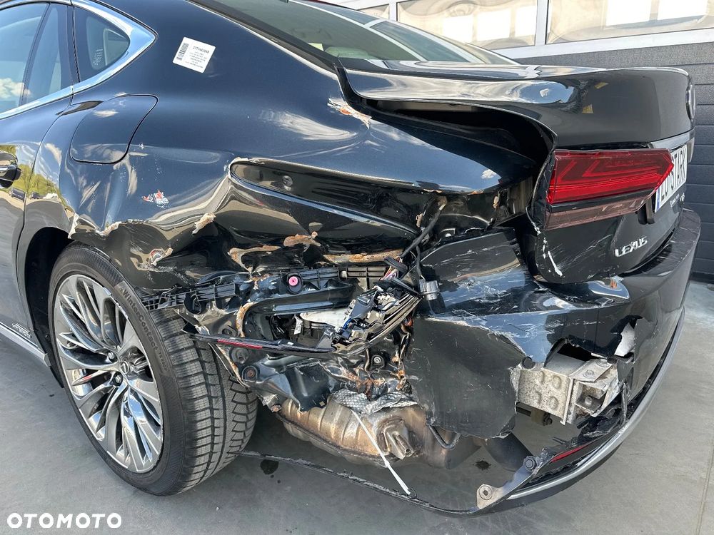 Lexus LS - 15